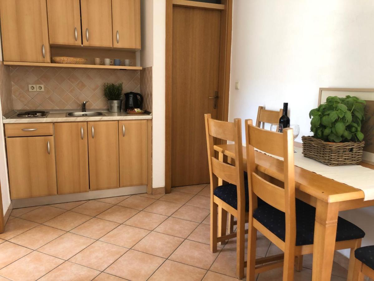 Peric Apartment *