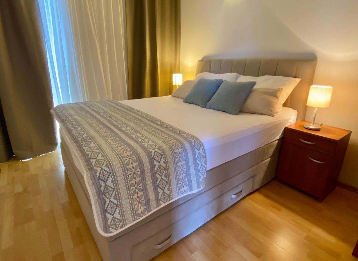Peric Apartment *